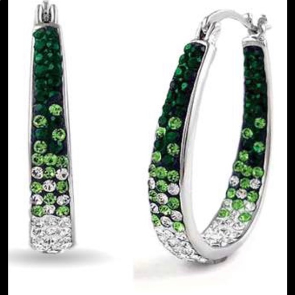 Green Swarovski Crystal earrings - Picture 1 of 6